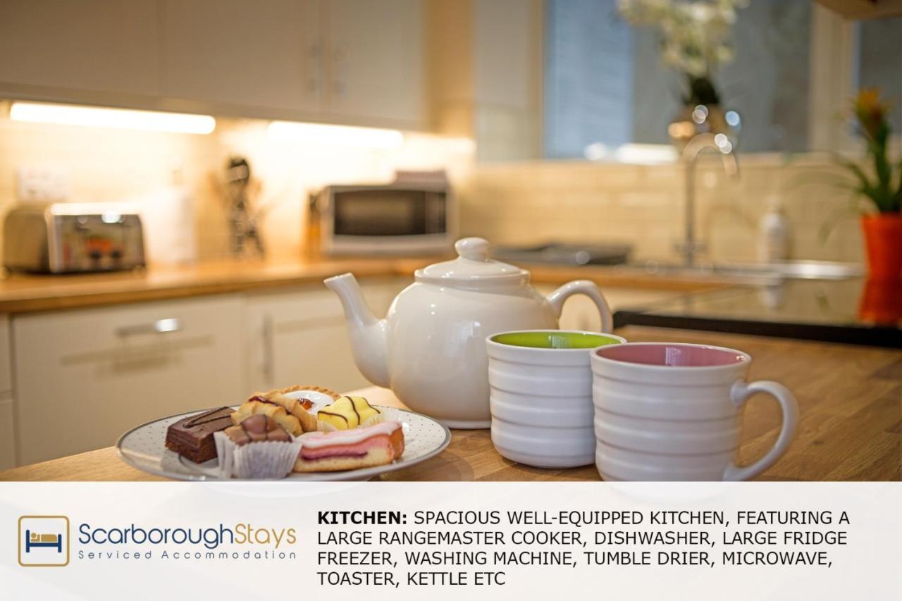 Scarborough Stays - Luxury Townhouse Ideal For Large Groups - Hot Tub Экстерьер фото